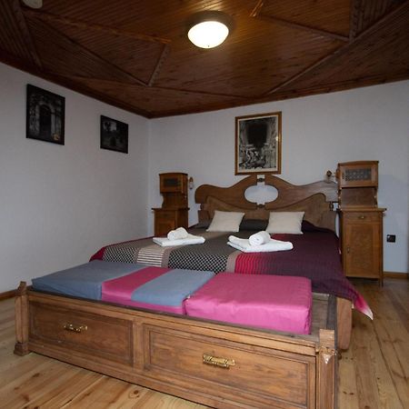 Старата Баkалия The Old Grocery, Guest Rooms Baltsjik Buitenkant foto