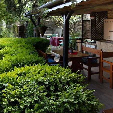 Старата Баkалия The Old Grocery, Guest Rooms Baltsjik Buitenkant foto