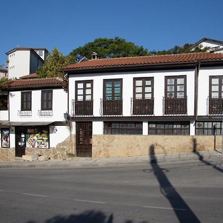 Старата Баkалия The Old Grocery, Guest Rooms Baltsjik Buitenkant foto