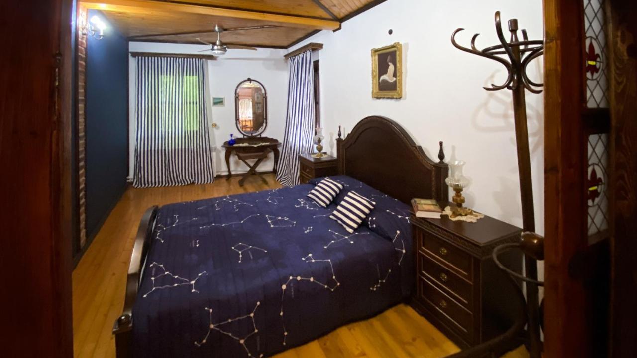 Старата Баkалия The Old Grocery, Guest Rooms Baltsjik Buitenkant foto