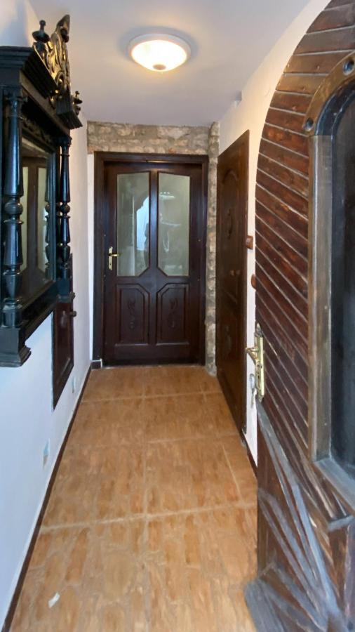 Старата Баkалия The Old Grocery, Guest Rooms Baltsjik Buitenkant foto