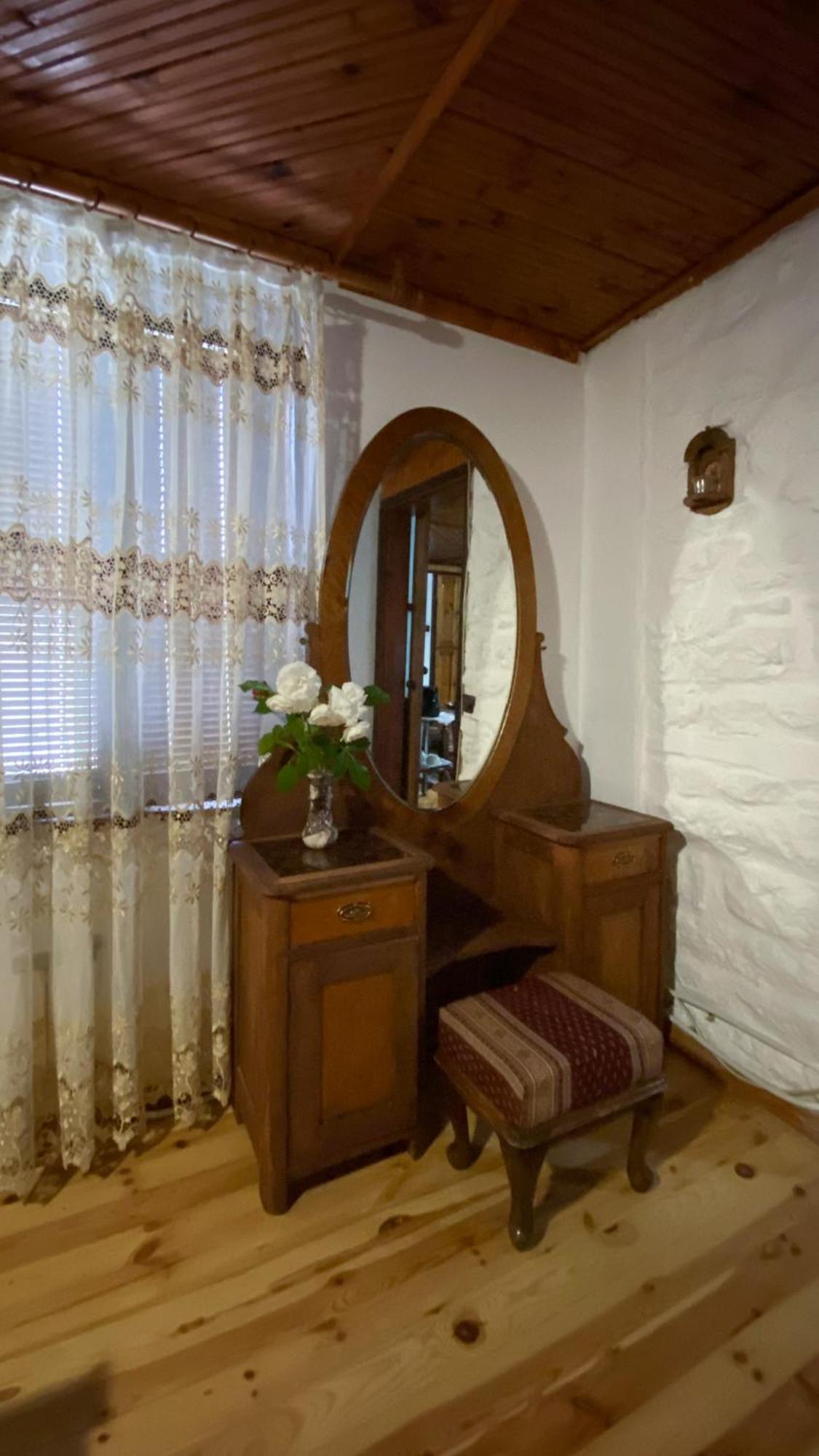 Старата Баkалия The Old Grocery, Guest Rooms Baltsjik Buitenkant foto