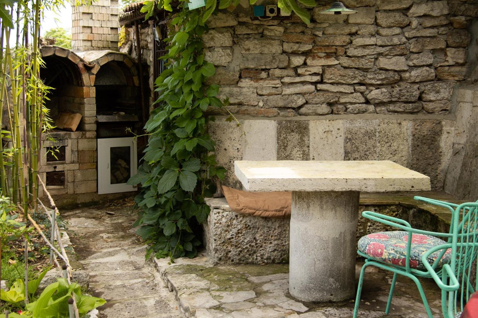Старата Баkалия The Old Grocery, Guest Rooms Baltsjik Buitenkant foto